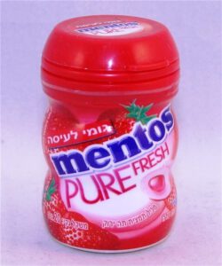 Mentos Pure Fresh Mini Bottle 10 dragees Strawberry 2022